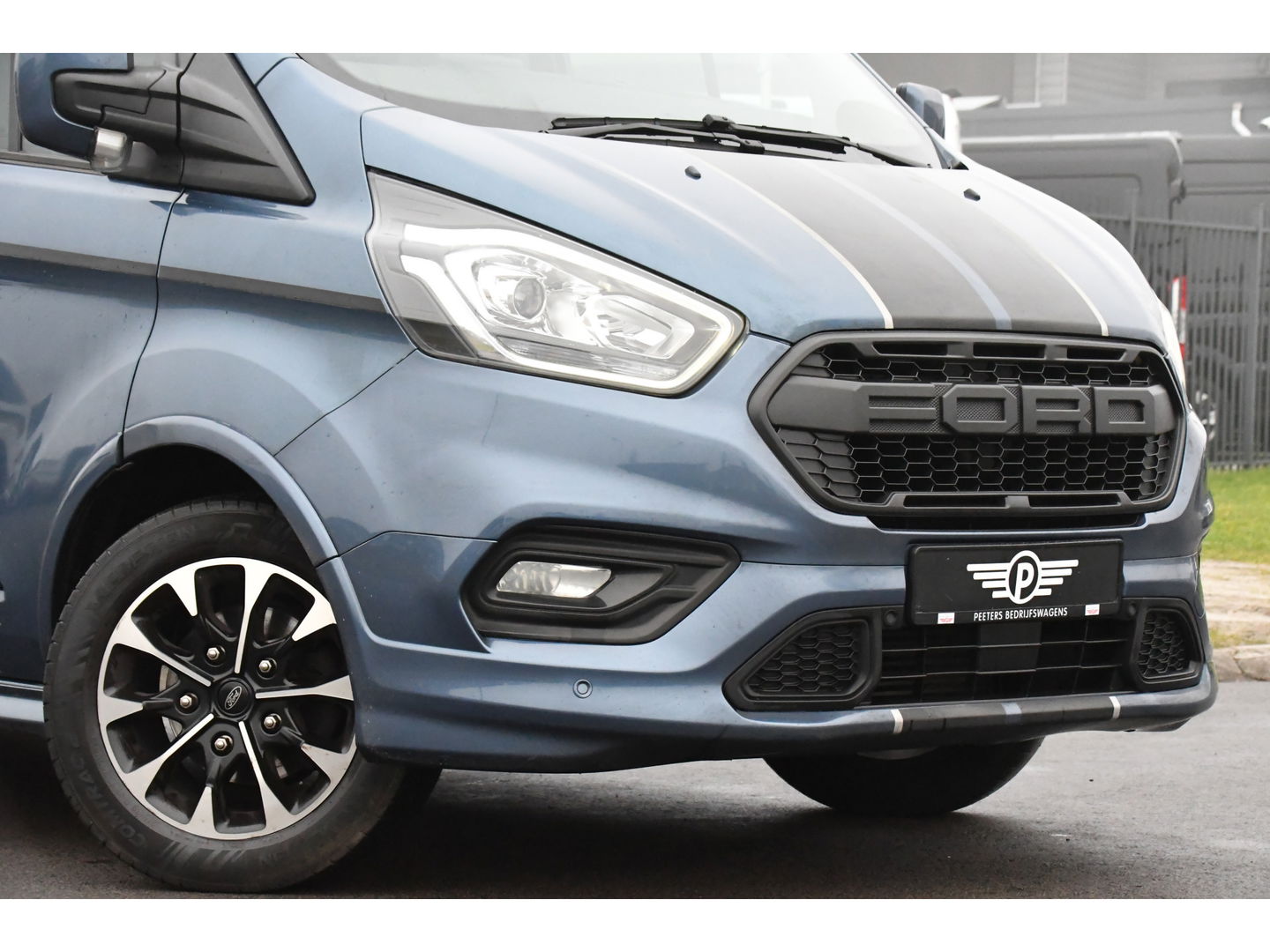 Ford Transit Custom 310 2.0 TDCI L2H1 Sport Cruise, Carplay, 170PK, Multimedia, Sensoren, Stoelverwarming, UNIEK!