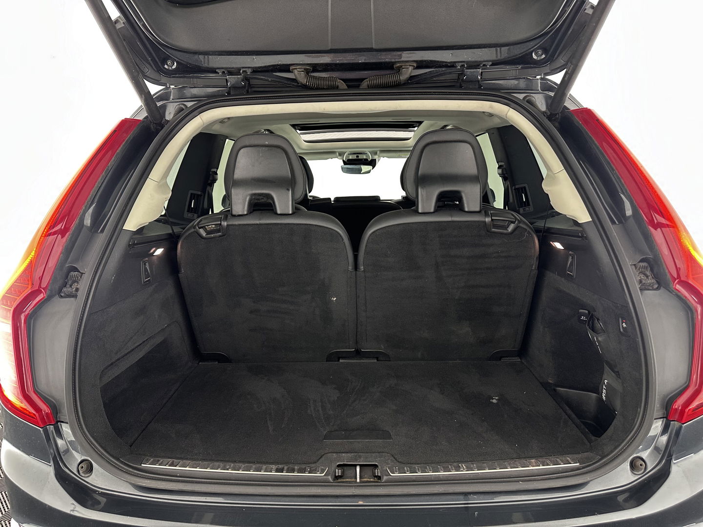 Volvo XC90 2.0 T8 Twin Engine AWD Inscription 7-Pers.#ONBOARD CHARGER DEFECT # Aut. (INCL.BTW) *PANO | NAPPA-VOLLEDER | FULL-LED | MEMORY-PACK | KEYLESS | DAB | NAVI-FULLMAP | CAMERA | VIRTUAL-COCKPIT | COMFORT-SEATS | 22"ALU*