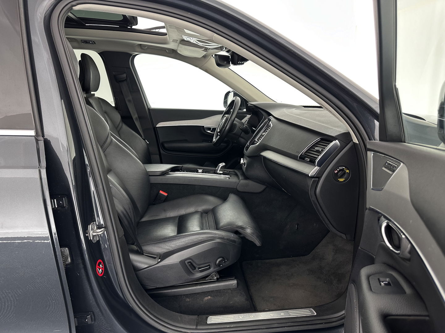 Volvo XC90 2.0 T8 Twin Engine AWD Inscription 7-Pers.#ONBOARD CHARGER DEFECT # Aut. (INCL.BTW) *PANO | NAPPA-VOLLEDER | FULL-LED | MEMORY-PACK | KEYLESS | DAB | NAVI-FULLMAP | CAMERA | VIRTUAL-COCKPIT | COMFORT-SEATS | 22"ALU*