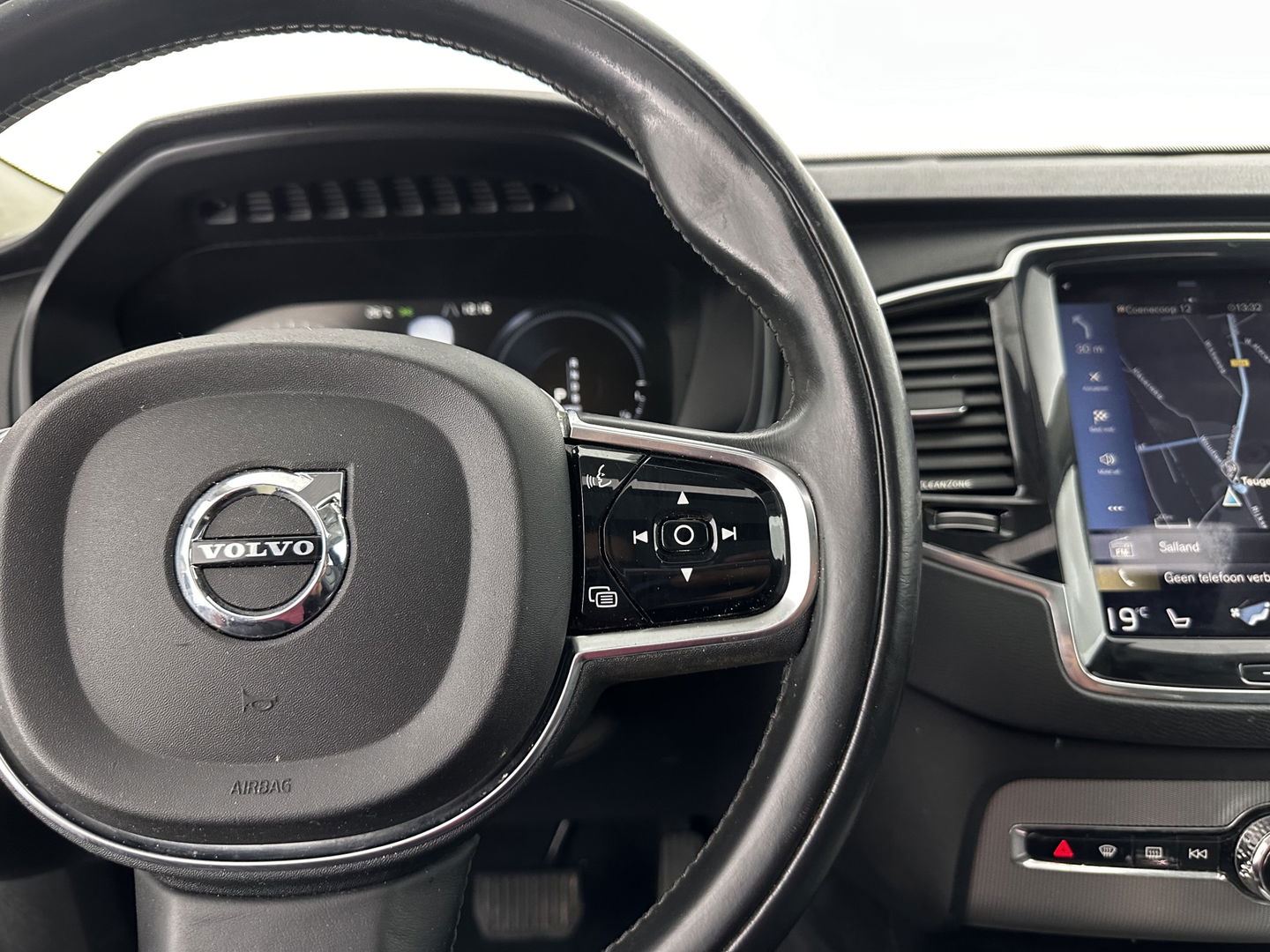 Volvo XC90 2.0 T8 Twin Engine AWD Inscription 7-Pers.#ONBOARD CHARGER DEFECT # Aut. (INCL.BTW) *PANO | NAPPA-VOLLEDER | FULL-LED | MEMORY-PACK | KEYLESS | DAB | NAVI-FULLMAP | CAMERA | VIRTUAL-COCKPIT | COMFORT-SEATS | 22"ALU*