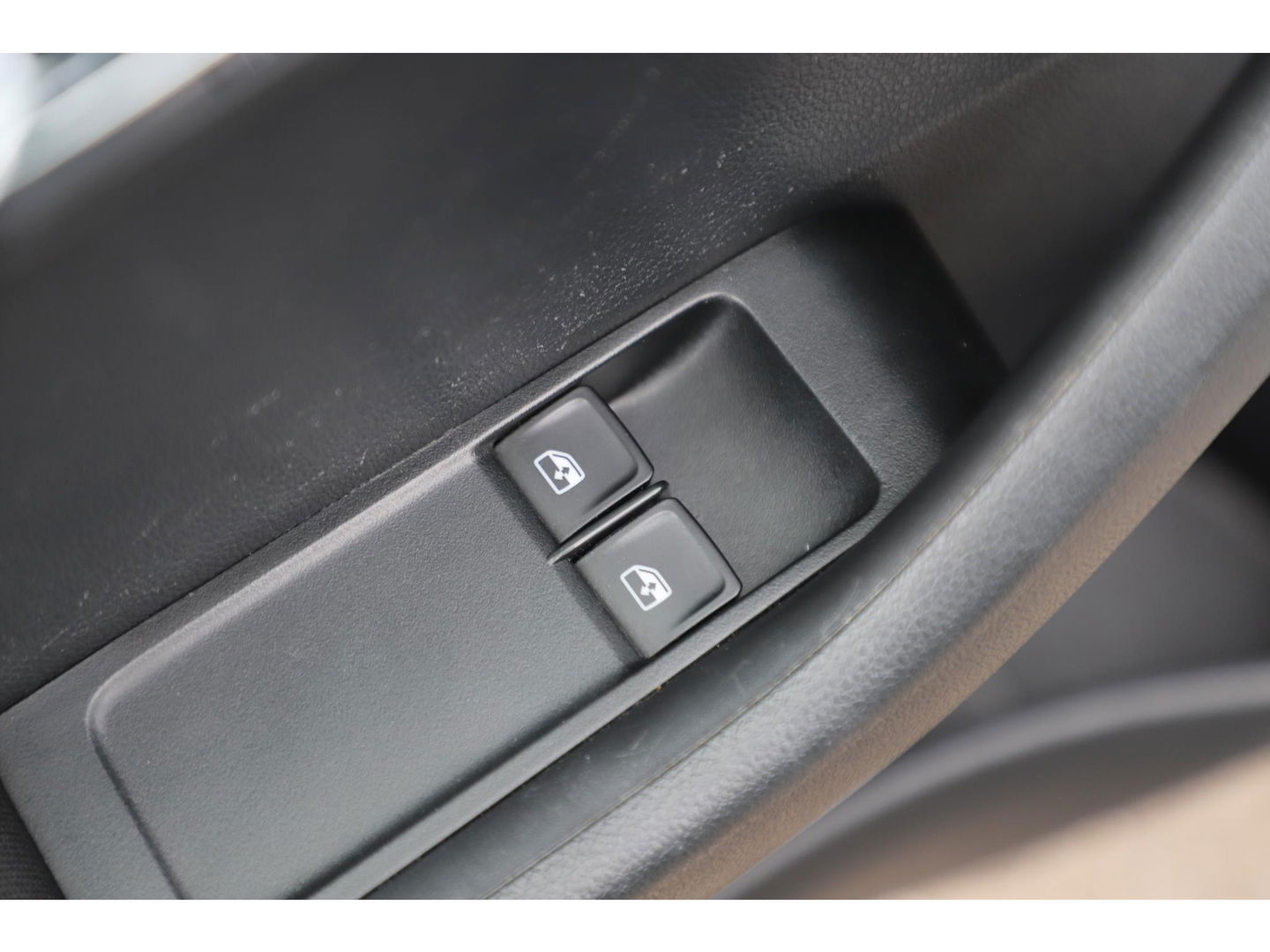 Škoda Fabia Combi 1.0 TSI Ambition 95PK Radio Airco Cruise Elektrische Ramen CV