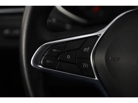 Renault Clio 1.0 TCe Zen 100PK Navigatie Airco Cruise Lane Assist LED Carplay Bluetooth