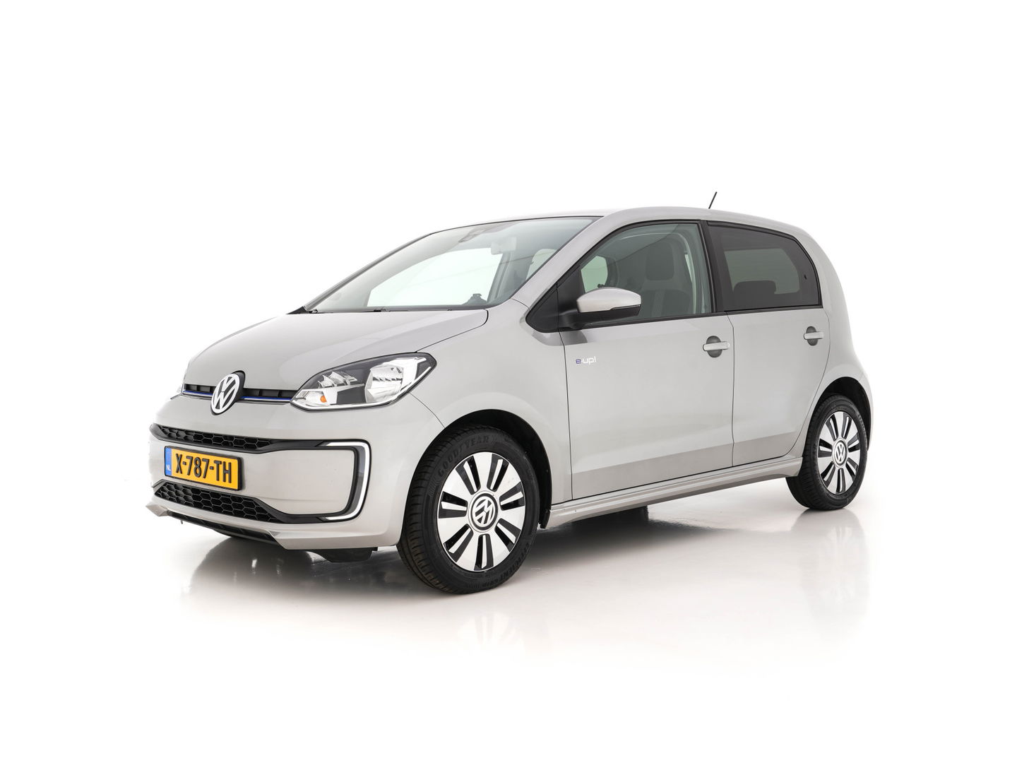 Volkswagen e-Up! Aut. *CCS-FASTLOADER | COMFORT-SEATS | AIRCO | HEATED-SEATS | CRUISE | AMBIENT-LIGHT | DAB+ | 15''ALU*