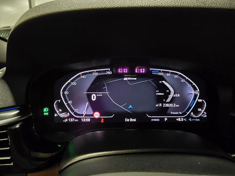 BMW 5 Serie Touring 530e xDrive Business Edition Plus M-Sport Pano Leder Camera Trekhaak