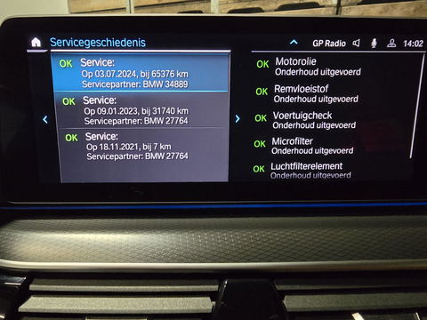 BMW 5 Serie Touring 530e xDrive Business Edition Plus M-Sport Pano Leder Camera Trekhaak