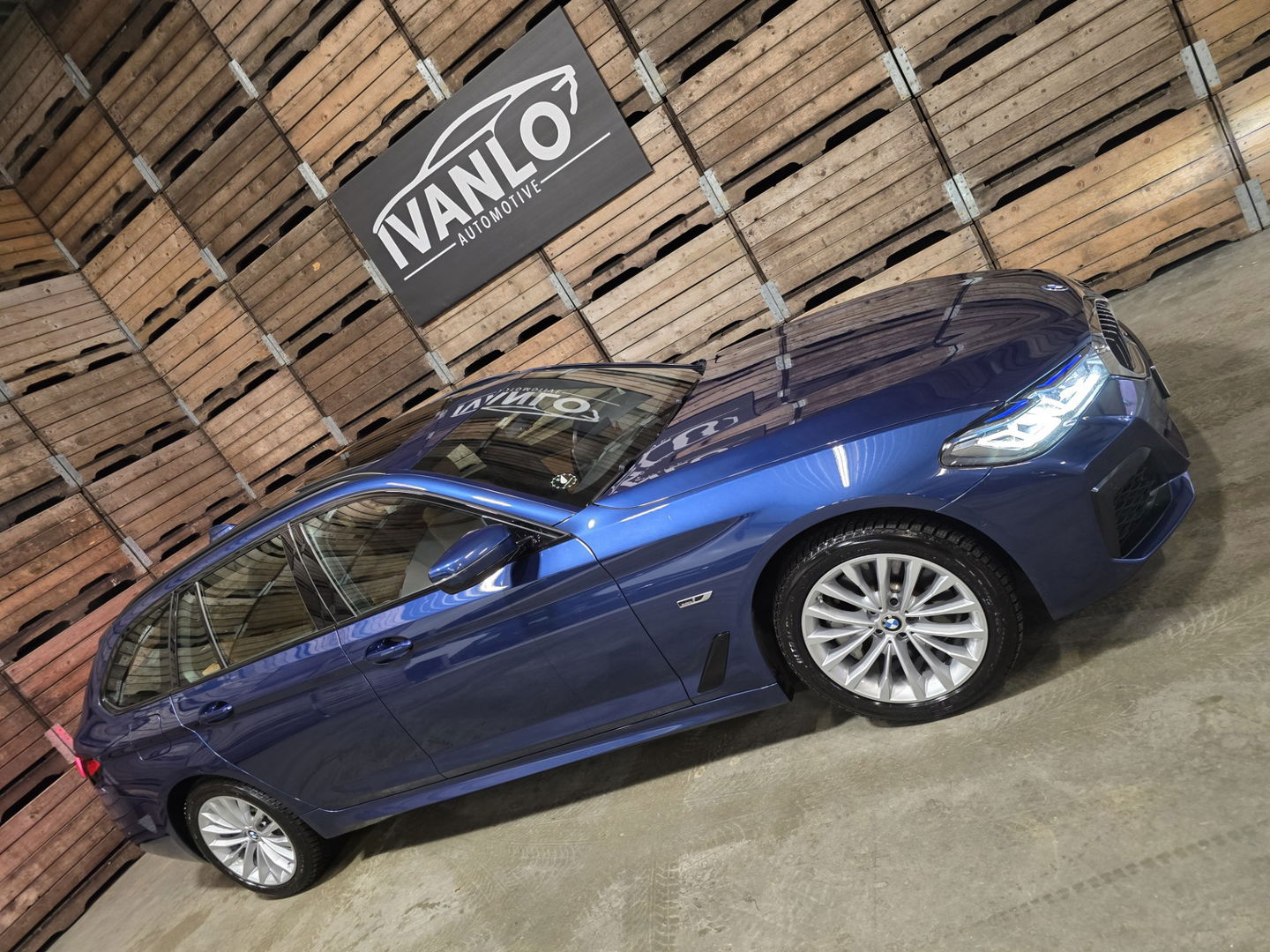 BMW 5 Serie Touring 530e xDrive Business Edition Plus M-Sport Pano Leder Camera Trekhaak