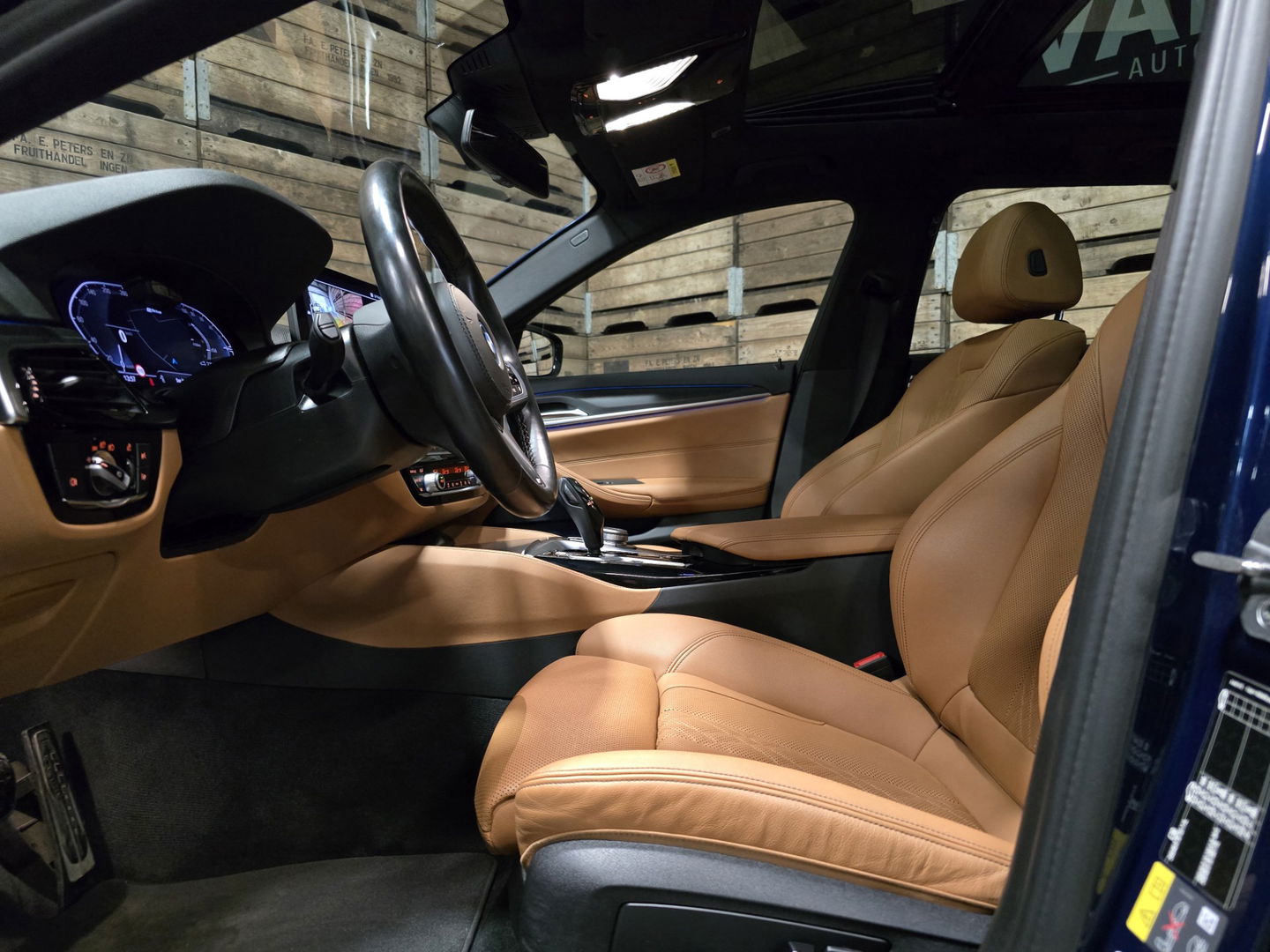 BMW 5 Serie Touring 530e xDrive Business Edition Plus M-Sport Pano Leder Camera Trekhaak