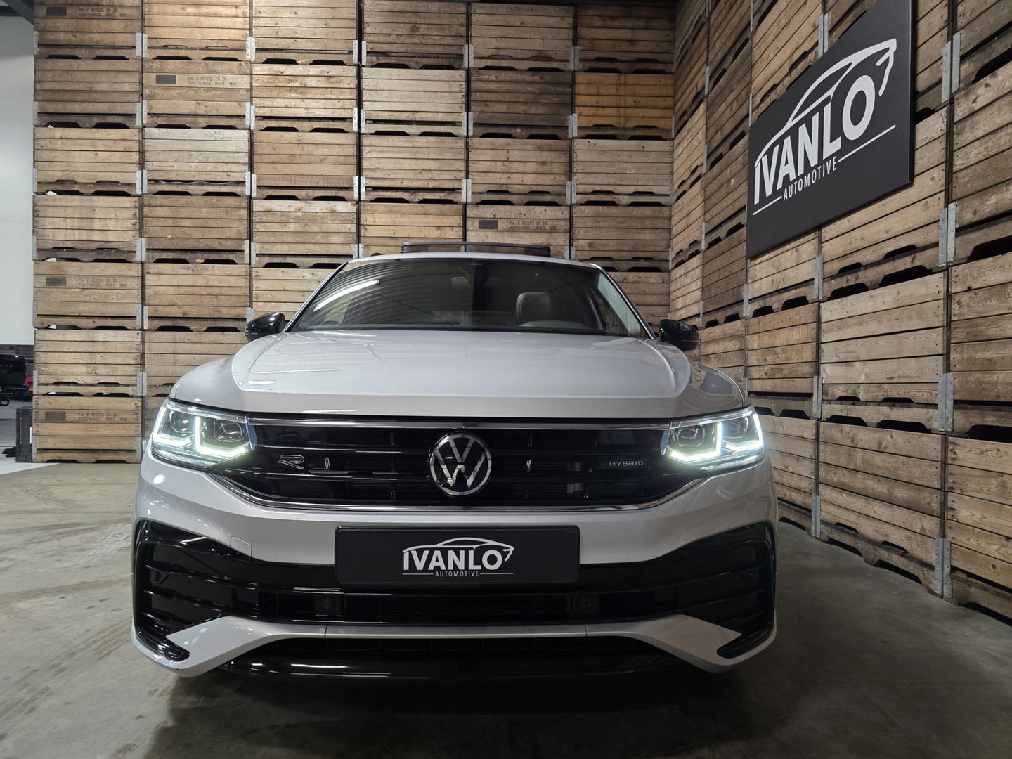 Volkswagen Tiguan 1.4 TSI eHybrid R-Line Business Blackstyle Pano 19"LM