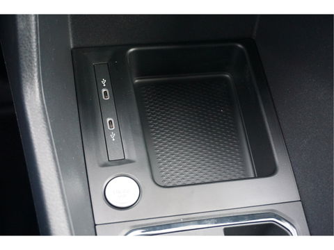 Volkswagen Caddy Maxi 2.0TDI 122PK DSG AUT BPM VRIJ!! Navi, Camera, LED, LM Velg, Digi Dash!! NR. 195
