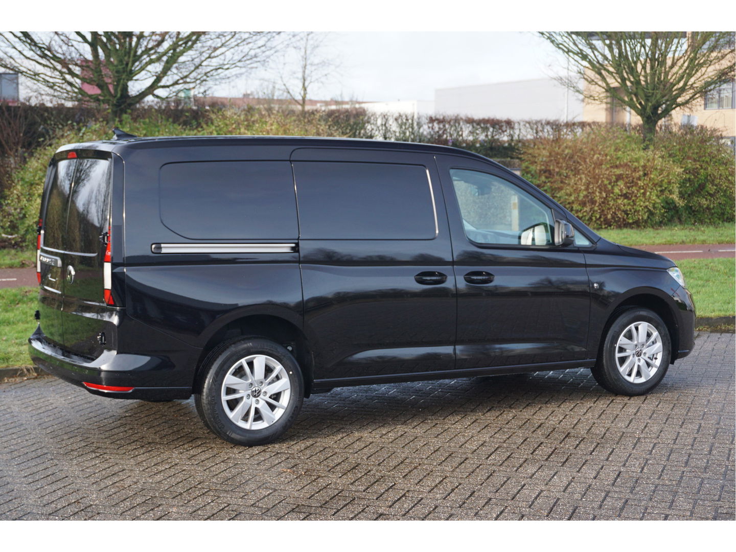Volkswagen Caddy Maxi 2.0TDI 122PK DSG AUT BPM VRIJ!! Navi, Camera, LED, LM Velg, Digi Dash!! NR. 193