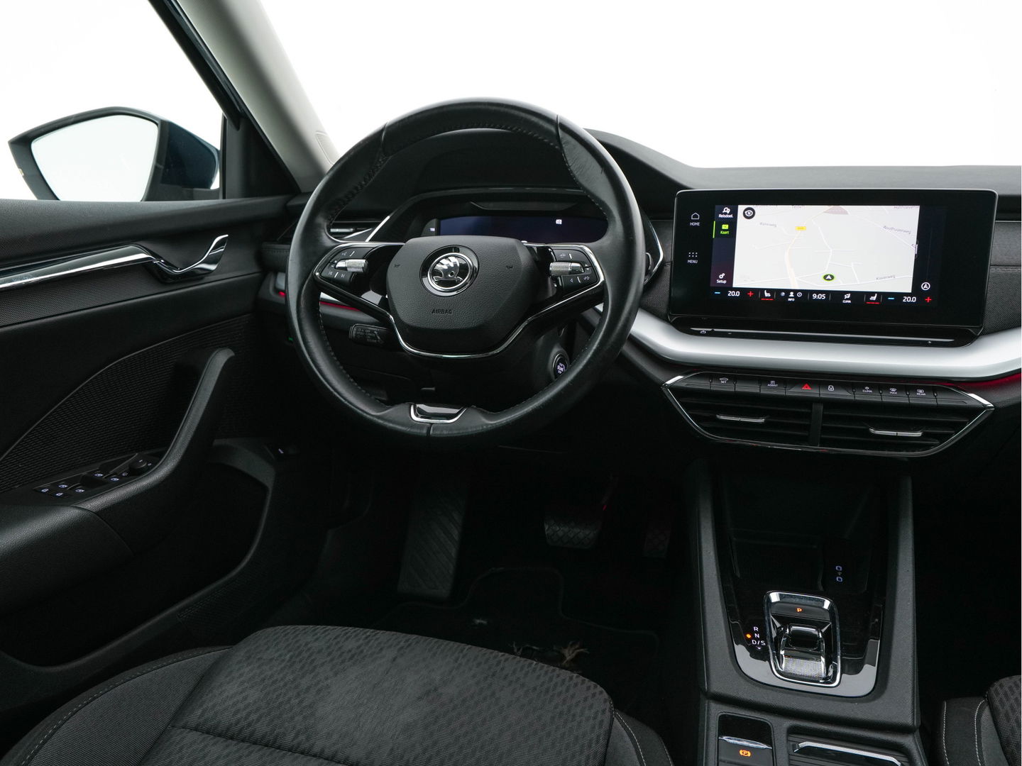 Škoda Octavia Combi 2.0 TDI Aut. *ADAPTIVE-CRUISE | FULL-LED | DIGI-COCKPIT | KEYLESS | DAB+ | NAVI-FULLMAP | ECC | PDC | TOWBAR | APP.CONNECT  | AMBIENT-LIGHT | SHIFT-PADDLES | COMFORT-SEATS | 18''ALU*