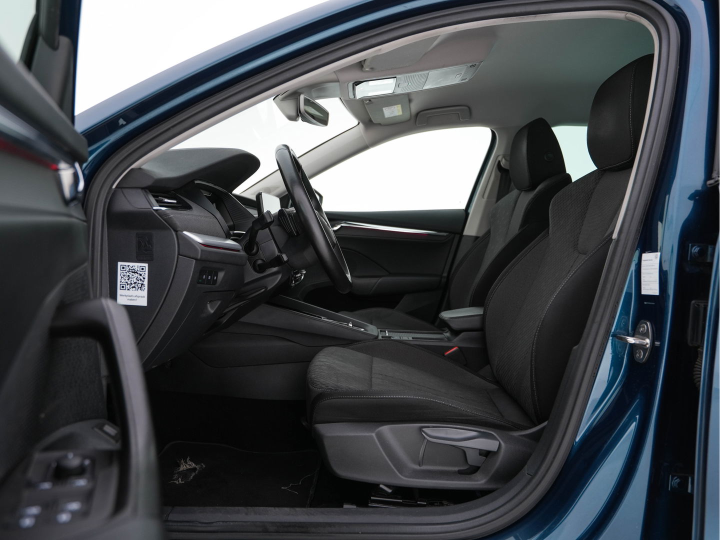 Škoda Octavia Combi 2.0 TDI Aut. *ADAPTIVE-CRUISE | FULL-LED | DIGI-COCKPIT | KEYLESS | DAB+ | NAVI-FULLMAP | ECC | PDC | TOWBAR | APP.CONNECT  | AMBIENT-LIGHT | SHIFT-PADDLES | COMFORT-SEATS | 18''ALU*