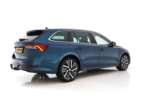 Škoda Octavia Combi 2.0 TDI Aut. *ADAPTIVE-CRUISE | FULL-LED | DIGI-COCKPIT | KEYLESS | DAB+ | NAVI-FULLMAP | ECC | PDC | TOWBAR | APP.CONNECT  | AMBIENT-LIGHT | SHIFT-PADDLES | COMFORT-SEATS | 18''ALU*