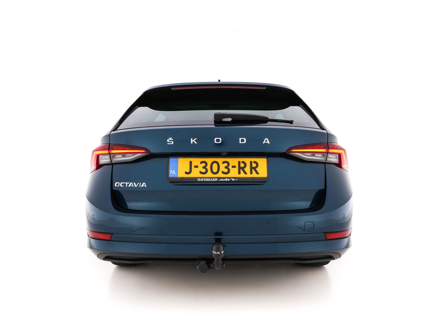 Škoda Octavia Combi 2.0 TDI Aut. *ADAPTIVE-CRUISE | FULL-LED | DIGI-COCKPIT | KEYLESS | DAB+ | NAVI-FULLMAP | ECC | PDC | TOWBAR | APP.CONNECT  | AMBIENT-LIGHT | SHIFT-PADDLES | COMFORT-SEATS | 18''ALU*