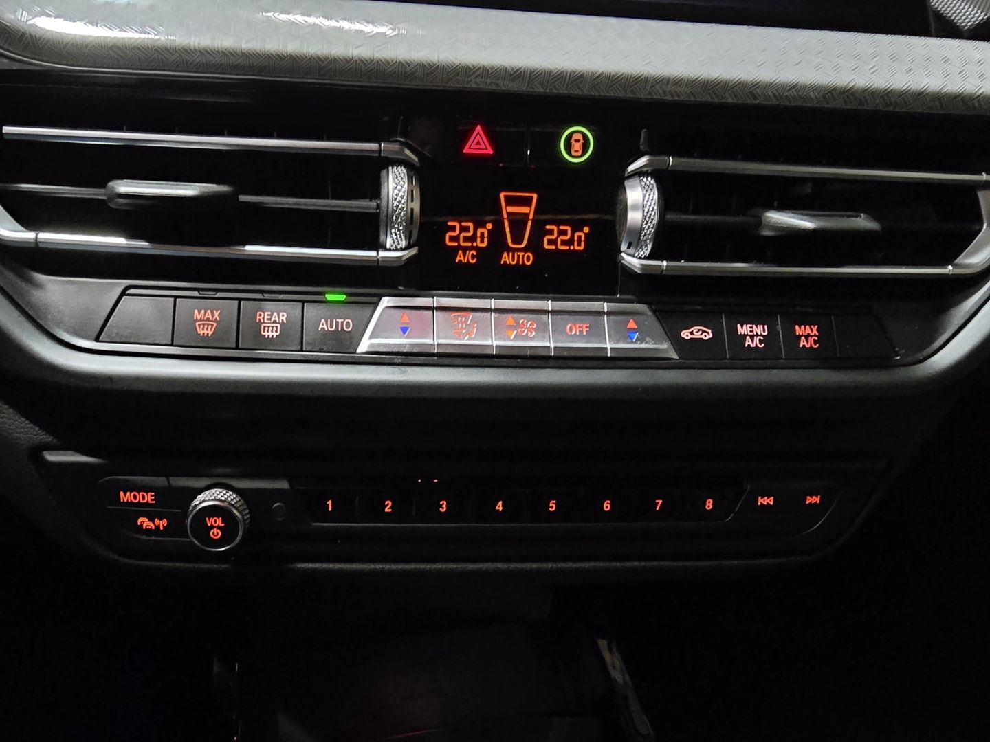 BMW 1-serie 118i High Executive Sport Line Pano LED VCP PDC Trekhaak LM