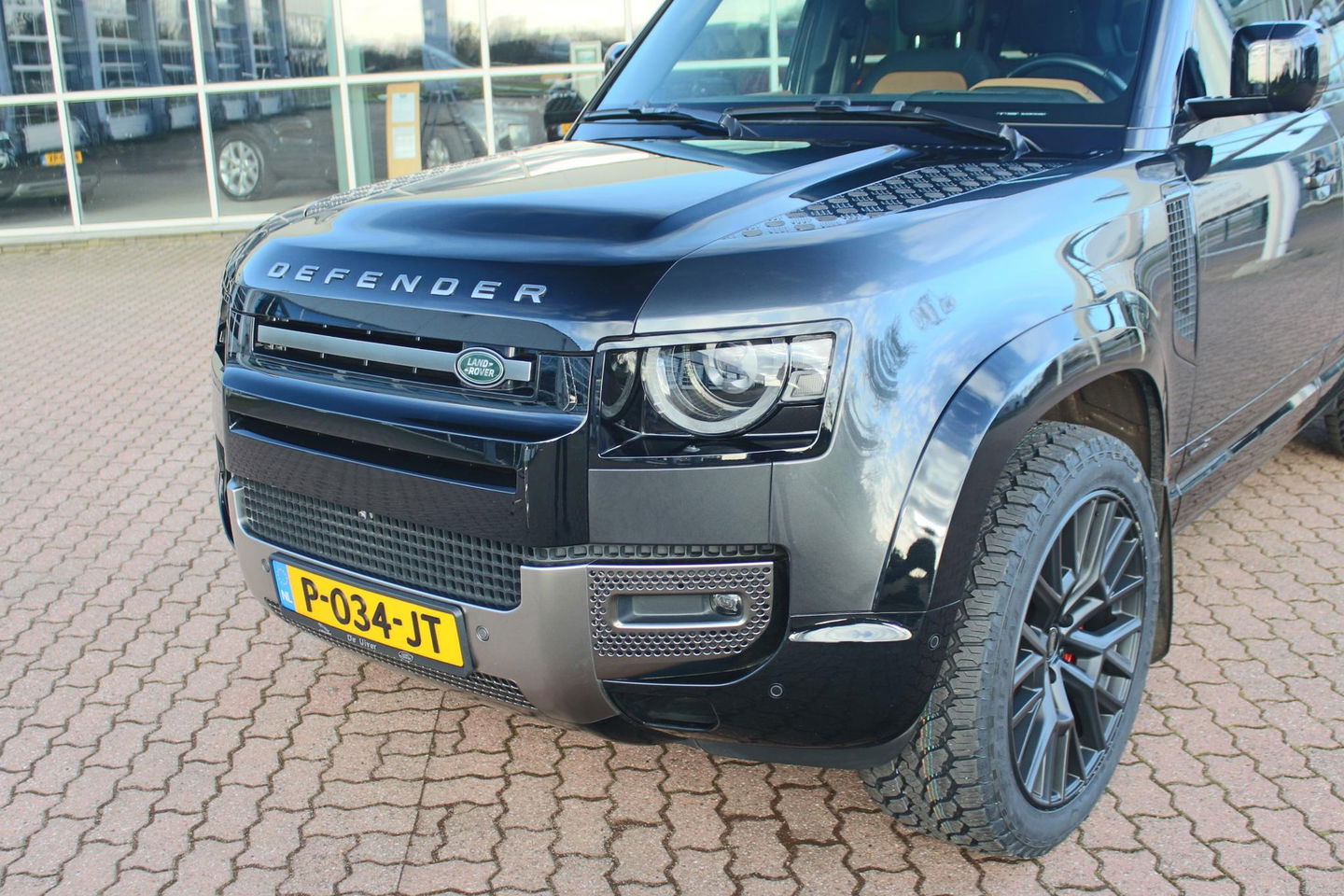 Land Rover Defender 2.0 P400e 110 X Pano | Head-Up | 22 Inch | Stoelkoeling/verwarming | ACC | Koelbox | 4-zone Clim