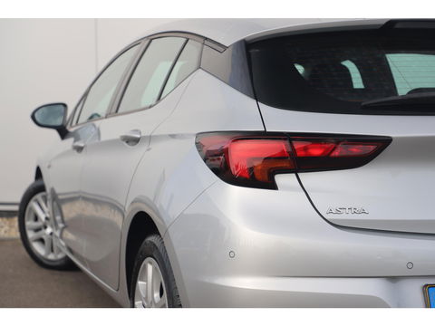 Opel Astra 1.0 Online Edition Navigatie Airco Cruise PDC Bluetooth Carplay