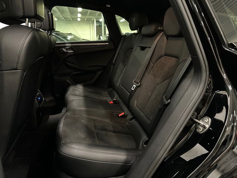 Porsche Macan 2.0 252PK Panorama|ACC|Trekhaak|21”|Alcantara