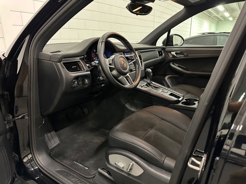 Porsche Macan 2.0 252PK Panorama|ACC|Trekhaak|21”|Alcantara