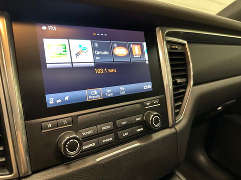 Porsche Macan 2.0 252PK Panorama|ACC|Trekhaak|21”|Alcantara