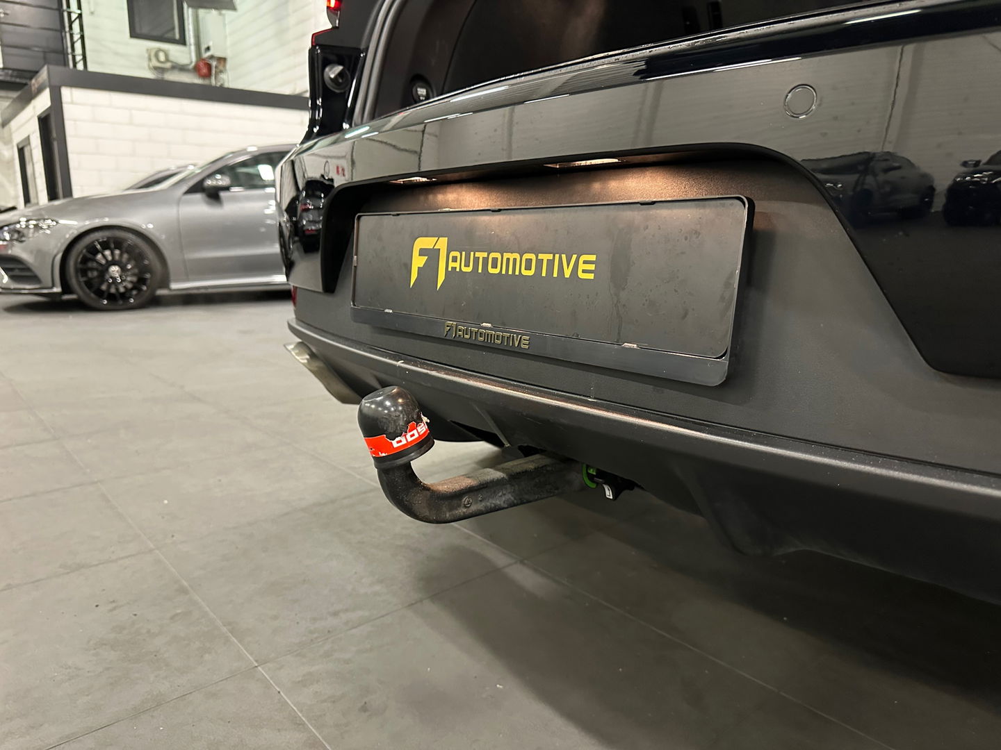 Porsche Macan 2.0 252PK Panorama|ACC|Trekhaak|21”|Alcantara