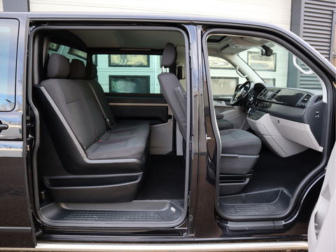 Volkswagen Transporter 2.0 TDI 150pk Euro 6 Automaat L2 Lang DC 5 Pers. - 2x Schuifdr - Navi - Trekhaak