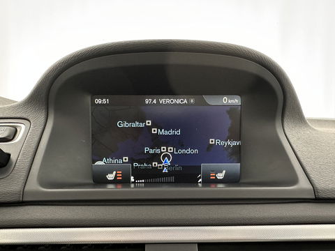Volvo V70 2.0 D4 Nordic+ Luxury-Line Aut. *PANO | FULL-LEATHER | BI-XENON | NAVI-FULLMAP | MEMORY-PACK | ECC | HEATED-SEATS | PDC | CRUISE | TOWBAR | COMFORT-SEATS | 17''ALU*