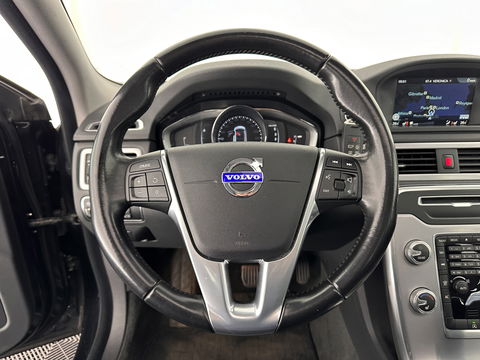 Volvo V70 2.0 D4 Nordic+ Luxury-Line Aut. *PANO | FULL-LEATHER | BI-XENON | NAVI-FULLMAP | MEMORY-PACK | ECC | HEATED-SEATS | PDC | CRUISE | TOWBAR | COMFORT-SEATS | 17''ALU*