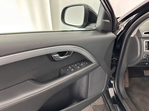 Volvo V70 2.0 D4 Nordic+ Luxury-Line Aut. *PANO | FULL-LEATHER | BI-XENON | NAVI-FULLMAP | MEMORY-PACK | ECC | HEATED-SEATS | PDC | CRUISE | TOWBAR | COMFORT-SEATS | 17''ALU*