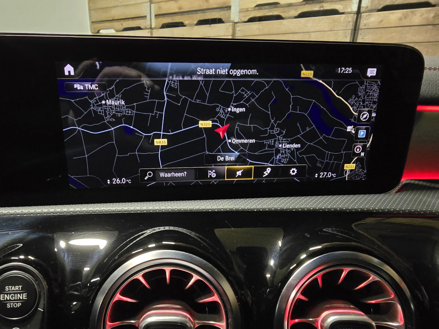 Mercedes-Benz CLA-Klasse Shooting Brake 200 Business Solution AMG Pano LED Camera Sfeer Memory LM