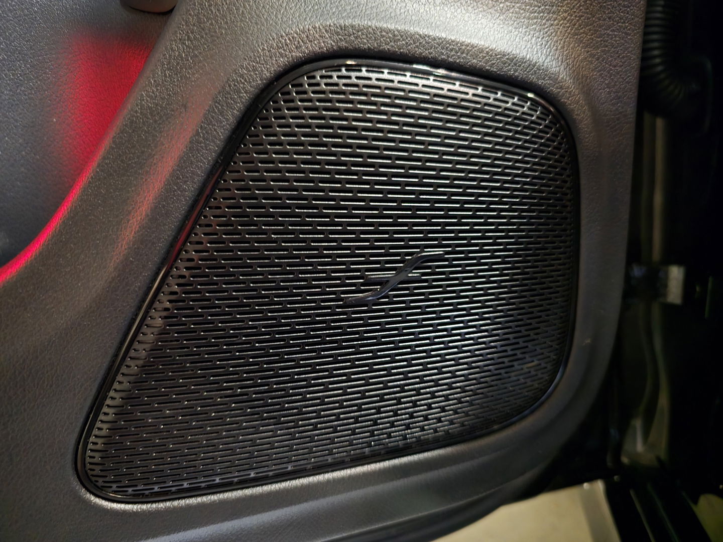 Mercedes-Benz CLA-Klasse Shooting Brake 200 Business Solution AMG Pano LED Camera Sfeer Memory LM