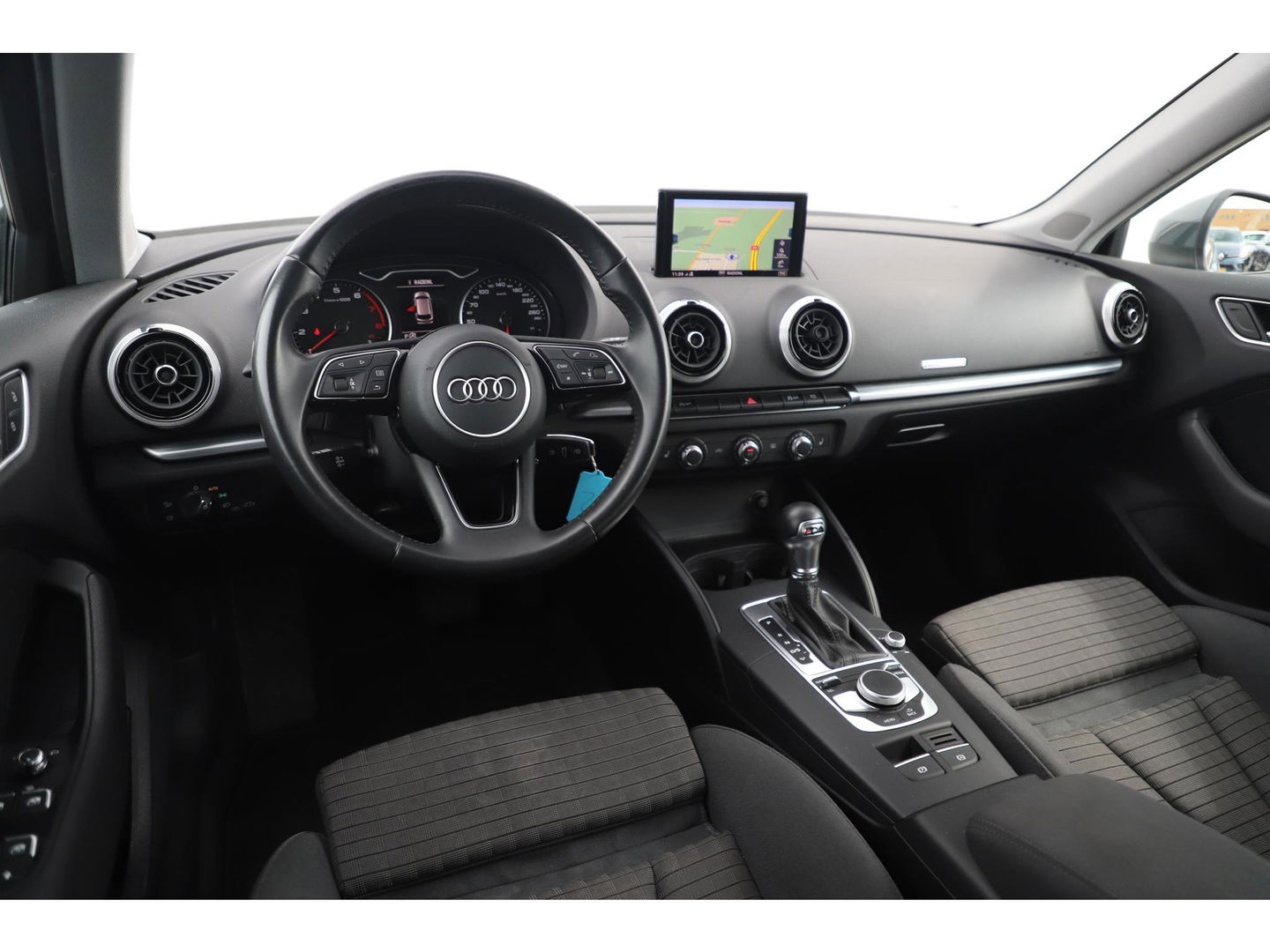 Audi A3 Sportback 30 TFSI Sport Lease Edition S-Tronic Automaat Full LED Navigatie Sportstoelen Clima Cruise Bluetooth PDC LMV