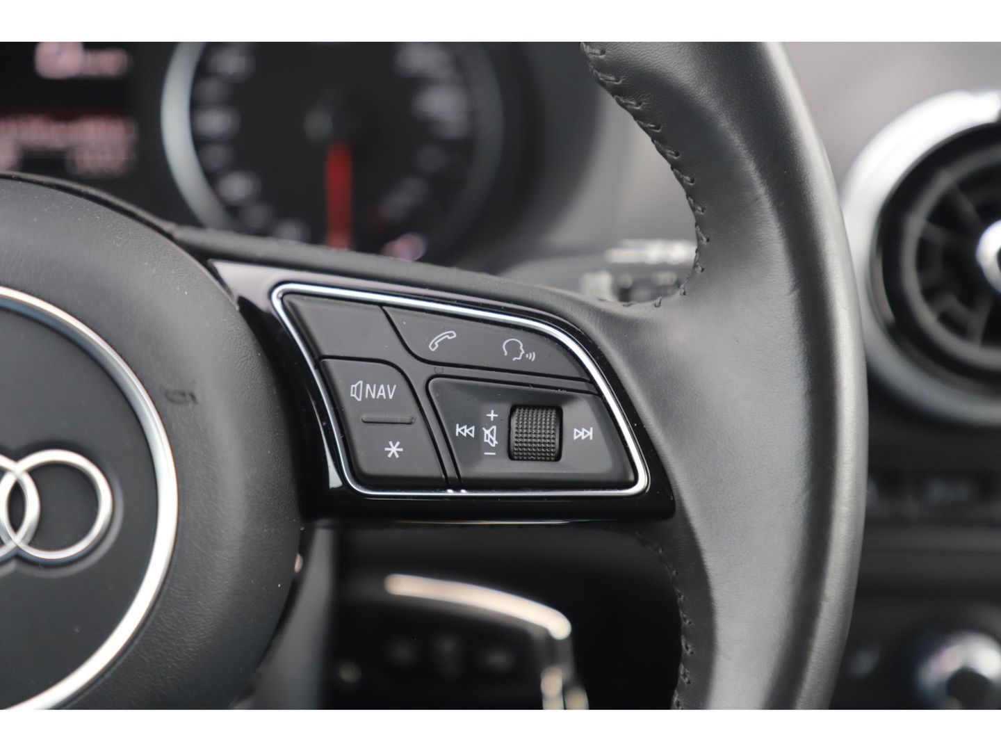 Audi A3 Sportback 30 TFSI Sport Lease Edition S-Tronic Automaat Full LED Navigatie Sportstoelen Clima Cruise Bluetooth PDC LMV