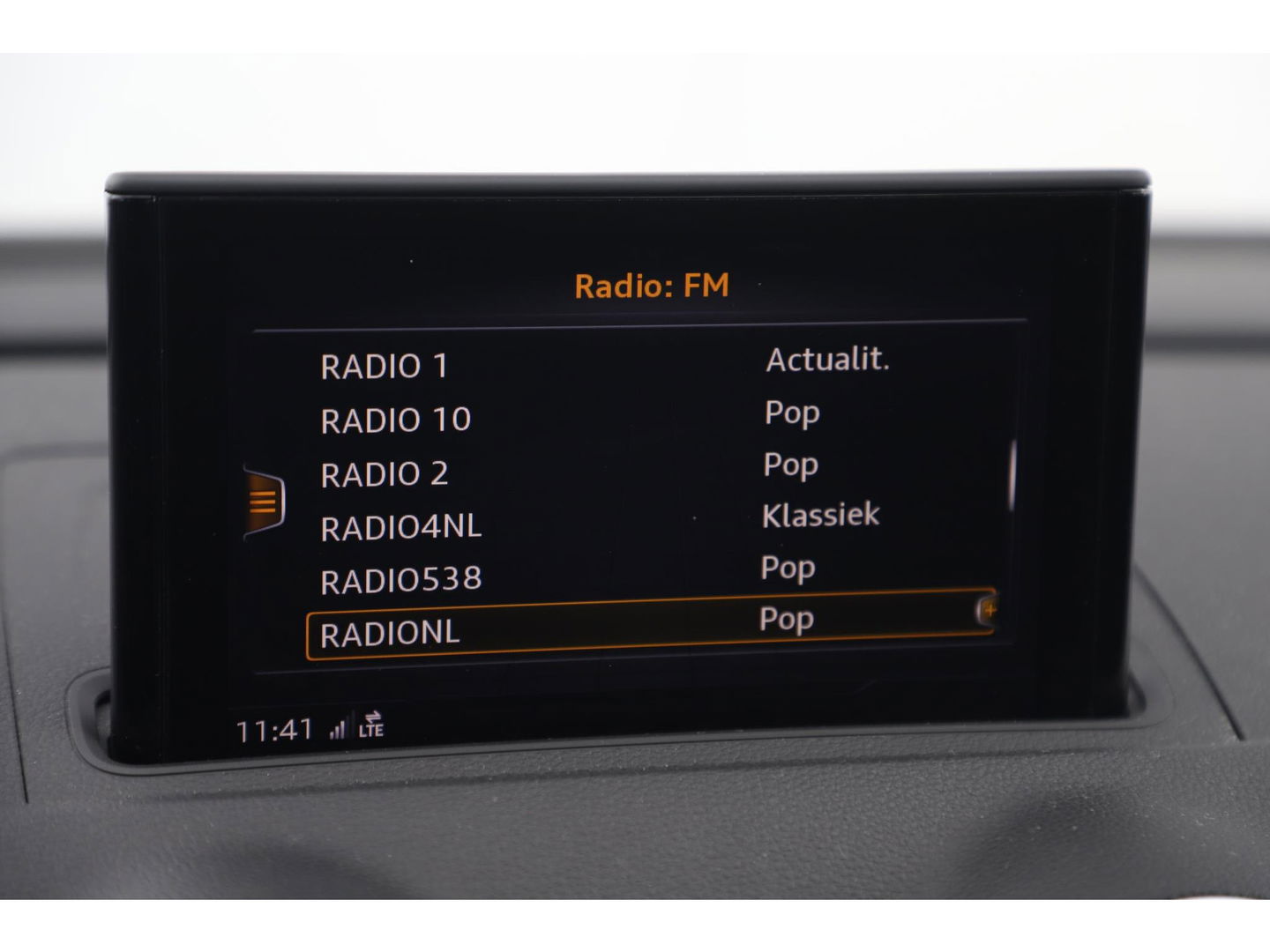 Audi A3 Sportback 30 TFSI Sport Lease Edition S-Tronic Automaat Full LED Navigatie Sportstoelen Clima Cruise Bluetooth PDC LMV