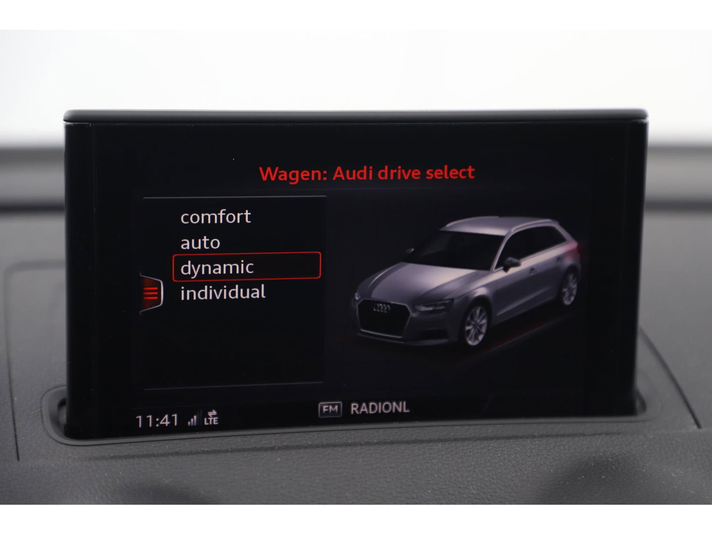 Audi A3 Sportback 30 TFSI Sport Lease Edition S-Tronic Automaat Full LED Navigatie Sportstoelen Clima Cruise Bluetooth PDC LMV
