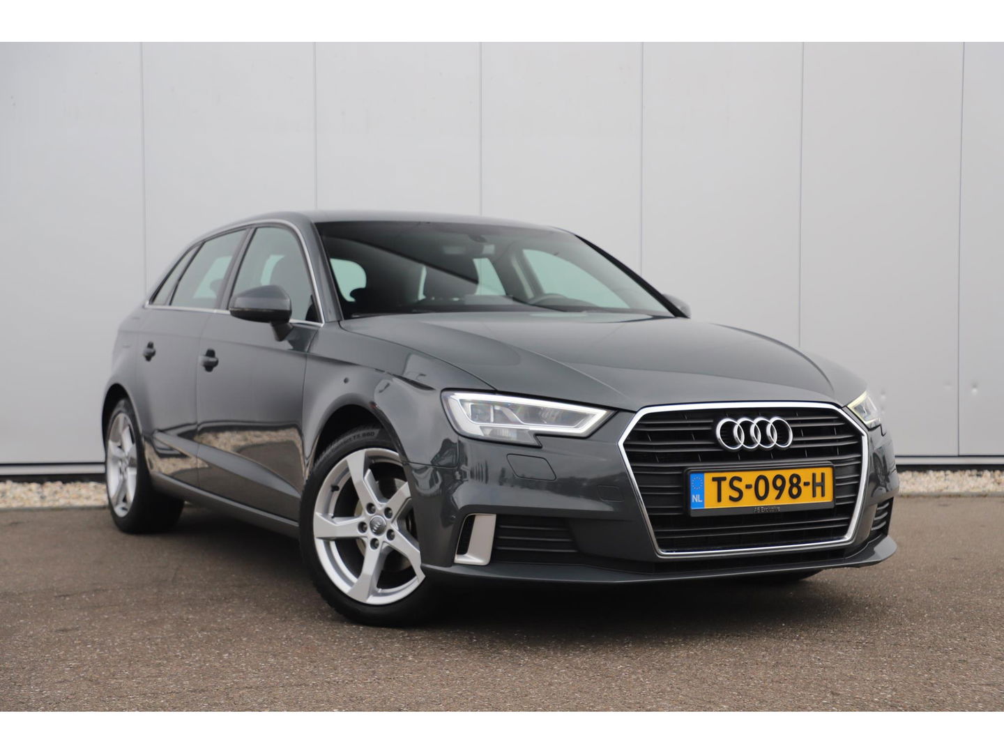 Audi A3 Sportback 30 TFSI Sport Lease Edition S-Tronic Automaat Full LED Navigatie Sportstoelen Clima Cruise Bluetooth PDC LMV