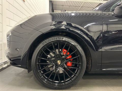Porsche Cayenne Coupé 3.0 E-Hybrid Pano|Sportdesign|BOSE|360
