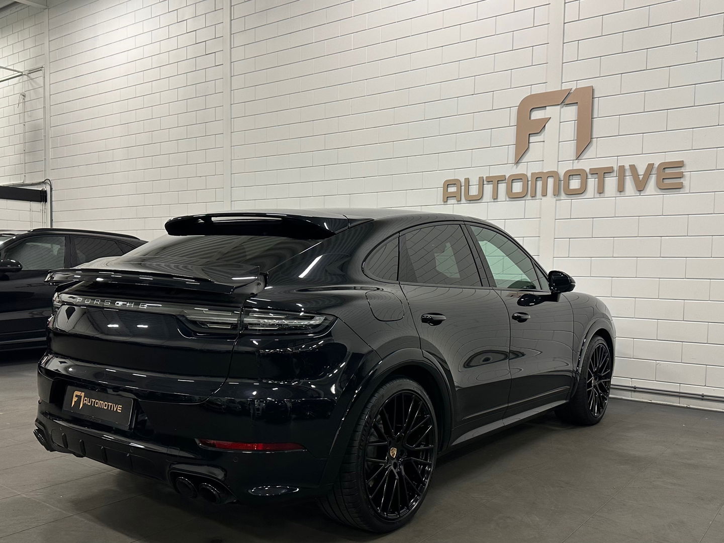Porsche Cayenne Coupé 3.0 E-Hybrid Pano|Sportdesign|BOSE|360
