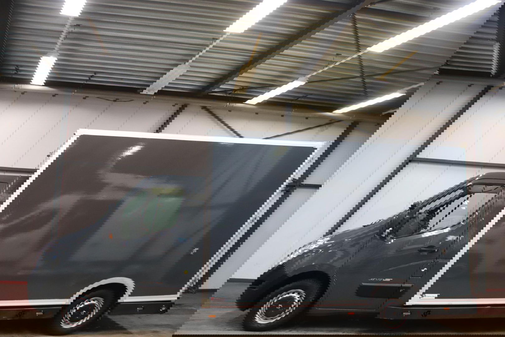 Renault Master 170PK AUTOMAAT LOWLINER VERKOOPWAGEN