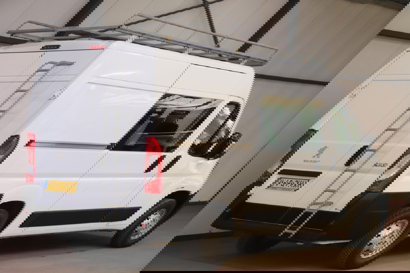 Peugeot Boxer L2H2 DUBBEL CABINE 7 personen met IMPERIAAL