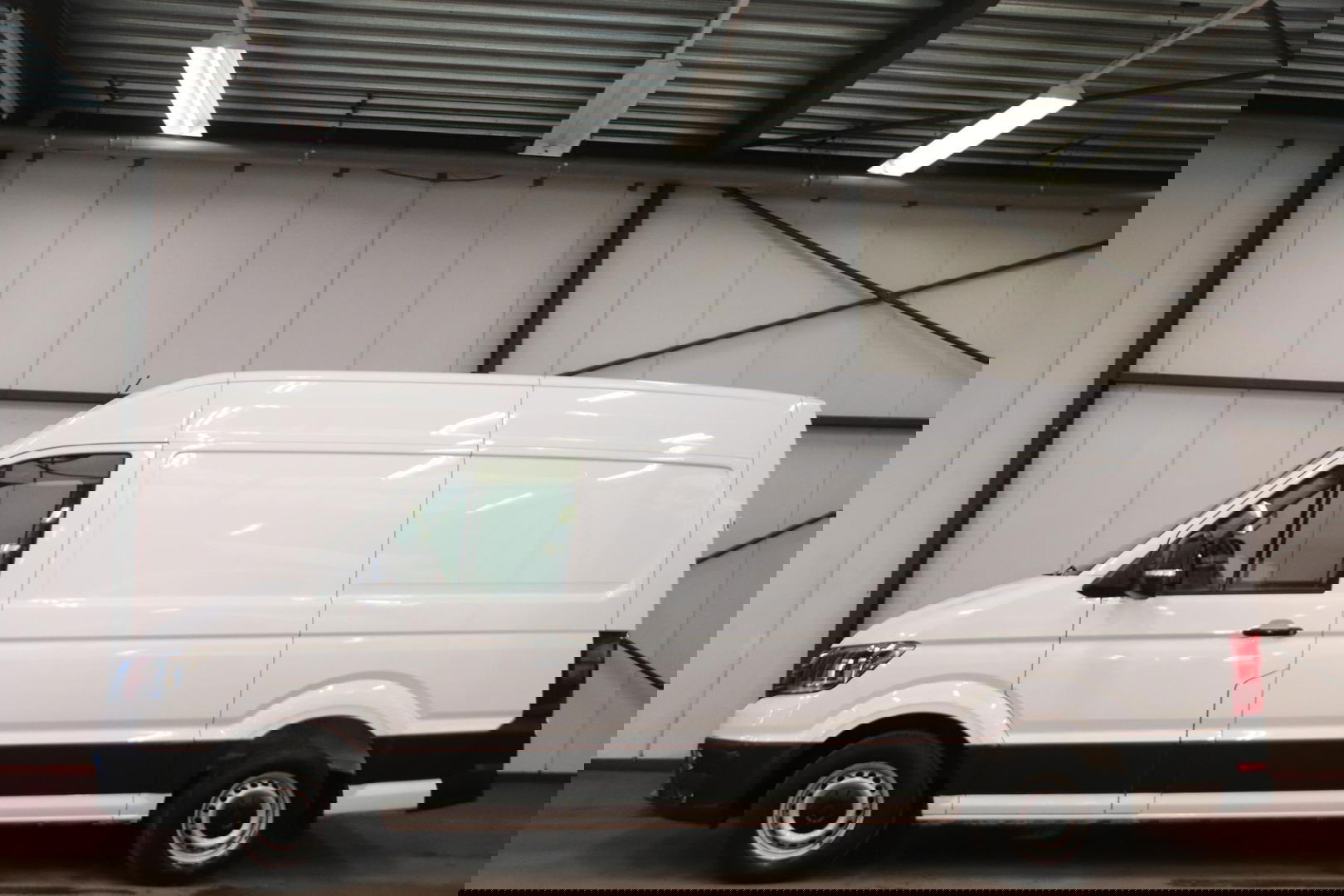 Volkswagen Crafter 35 2.0 TDI L3H3 35 2.0 TDI 140PK L3H3 (oude L2H2) EURO 6