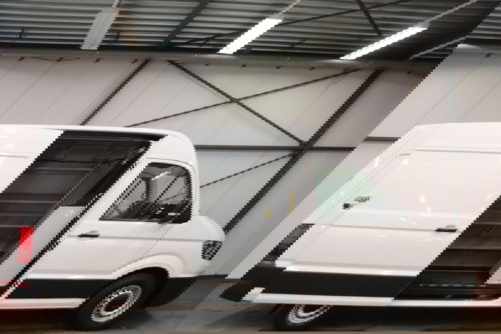 Volkswagen Crafter 35 2.0 TDI L3H3 35 2.0 TDI 140PK L3H3 (oude L2H2) EURO 6