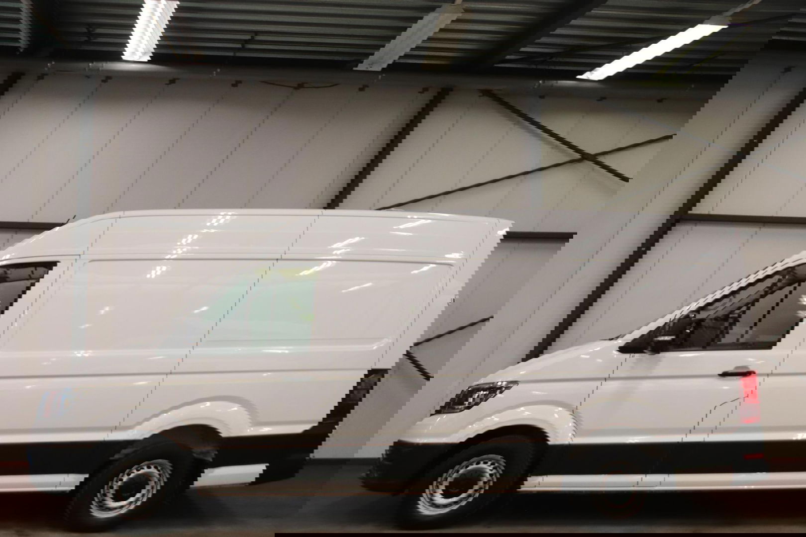Volkswagen Crafter 35 2.0 TDI 140PK L3H3 EURO 6 3000KG trekvermogen Volkswagen Crafter 35 2.0 TDI 140PK L3H3 (oude L2H2) EURO 6