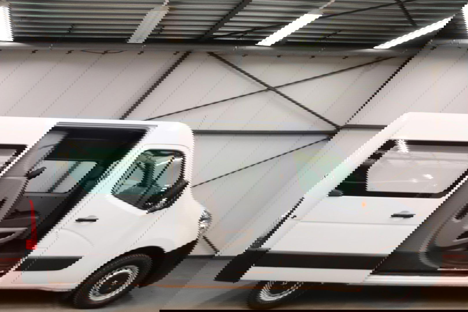Renault Master T35 2.3 dCi L2H2 DUBBEL CABINE TREKHAAK