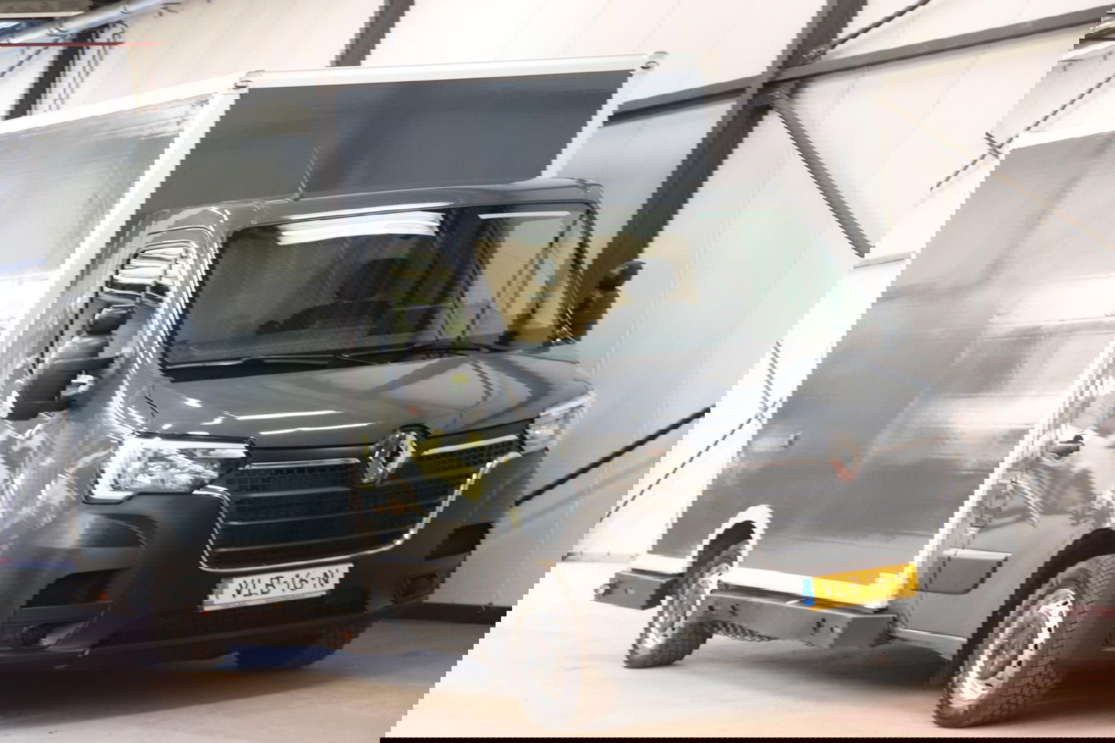 Renault Master 150PK AUTOMAAT LOWLINER VERKOOPWAGEN