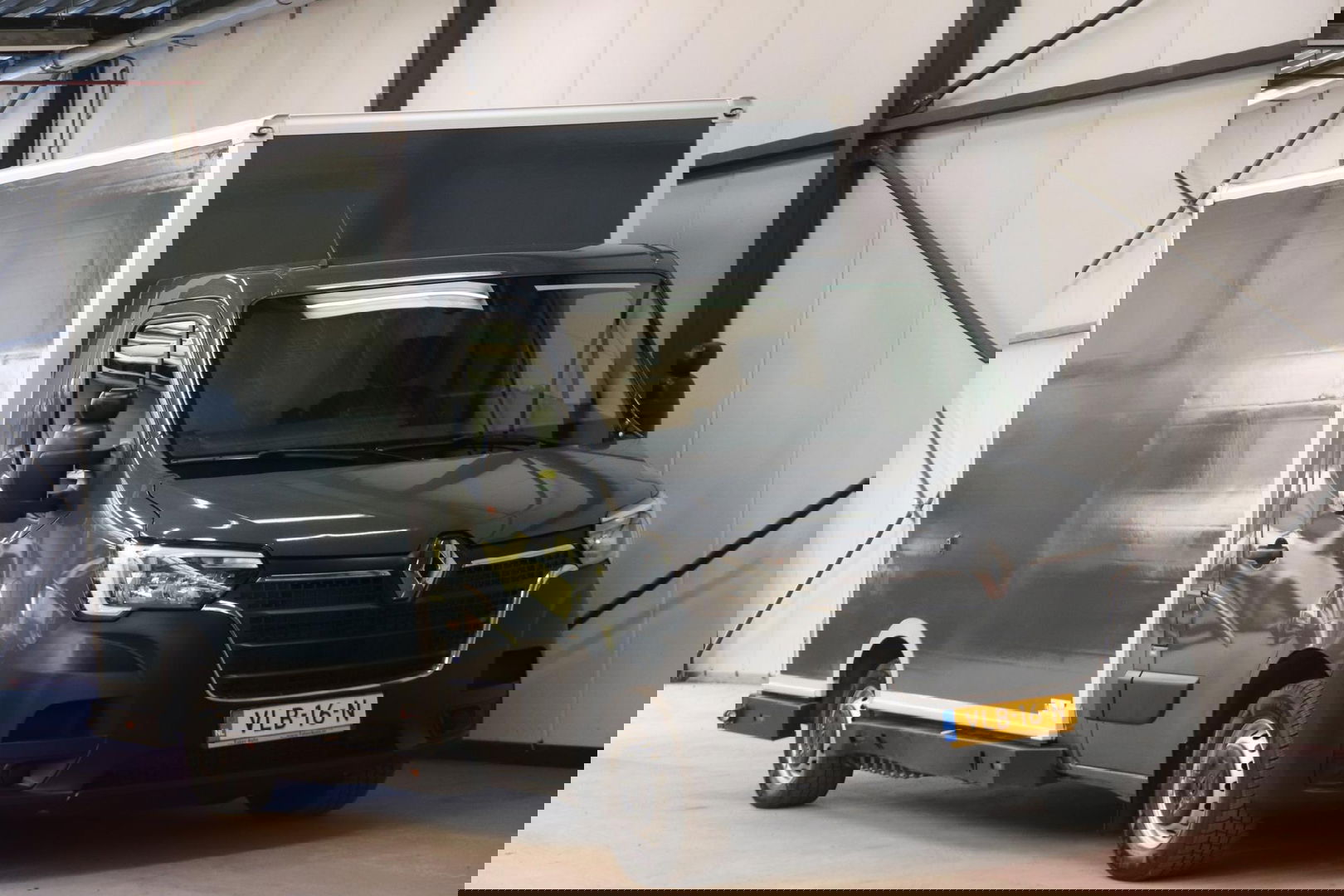 Renault Master 150PK AUTOMAAT LOWLINER VERKOOPWAGEN