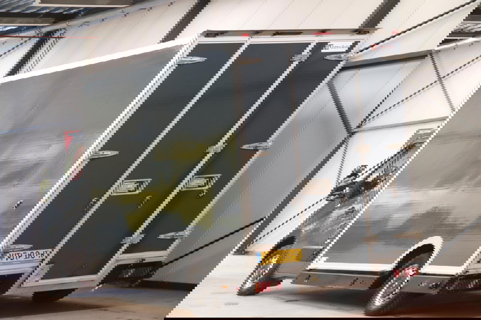 Renault Master 170PK AUTOMAAT LOWLINER VERKOOPWAGEN SNACKWAGEN