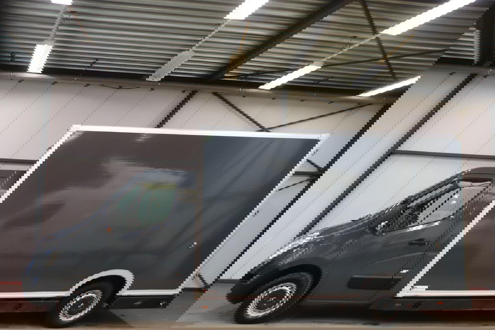 Renault Master 170PK AUTOMAAT LOWLINER VERKOOPWAGEN SNACKWAGEN