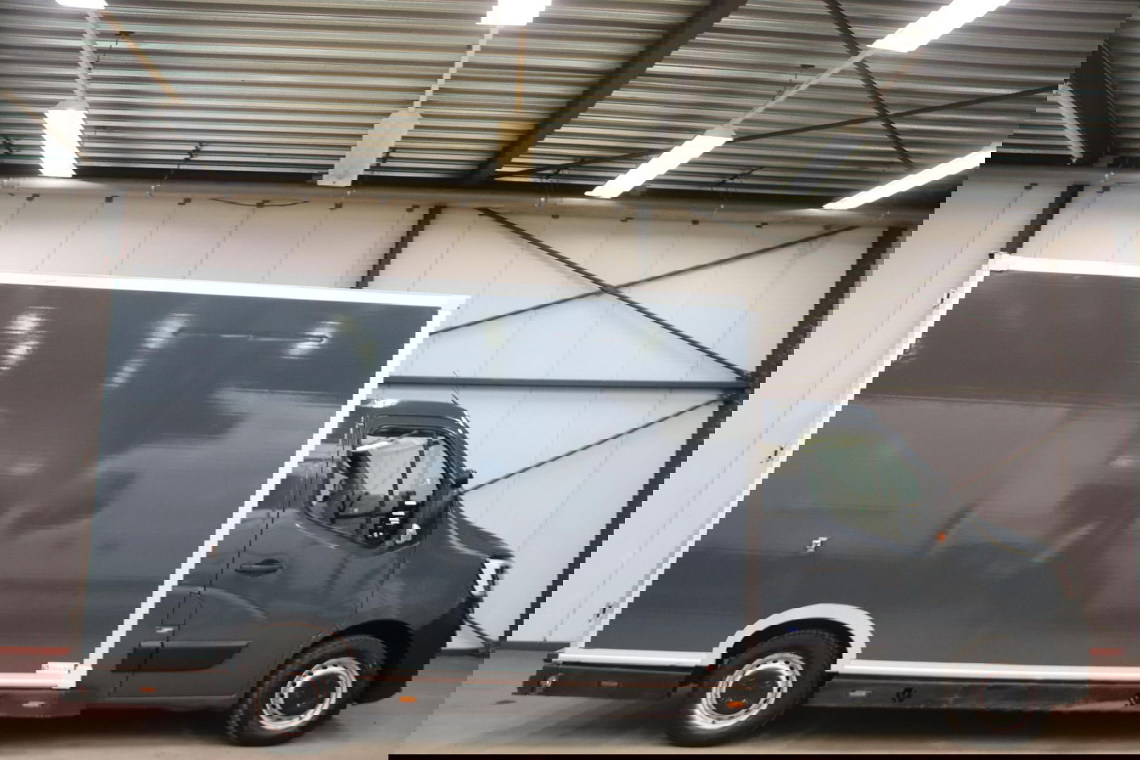 Renault Master 150PK AUTOMAAT Bakwagen LOWLINER VERKOOPWAGEN