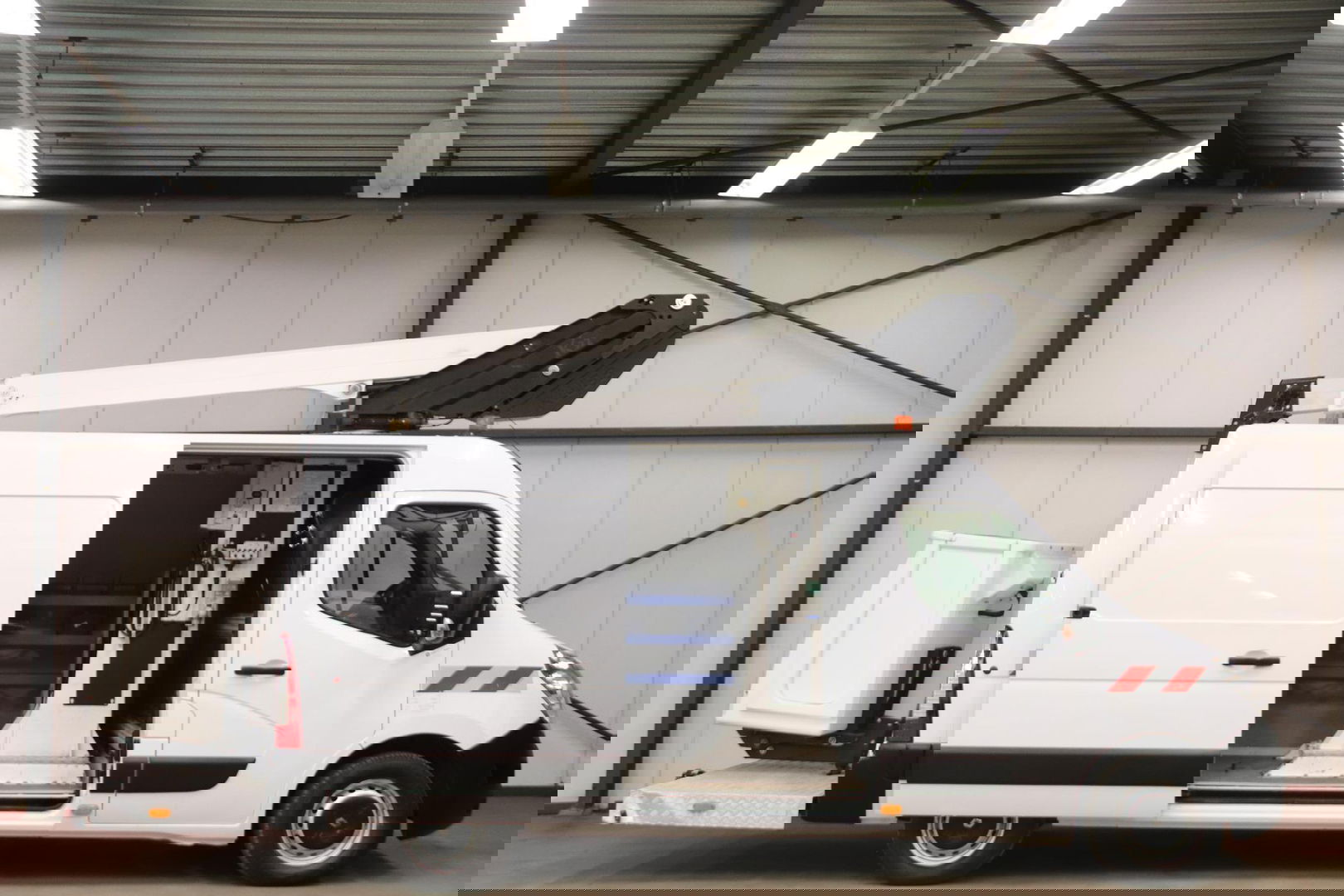 Renault Master AUTO HOOGWERKER KLUBB K32 12 METER NACELLE FRANCE T35 2.3 dCi L2